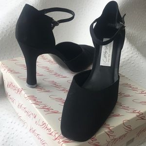 Black fabric heels Lord & Taylor